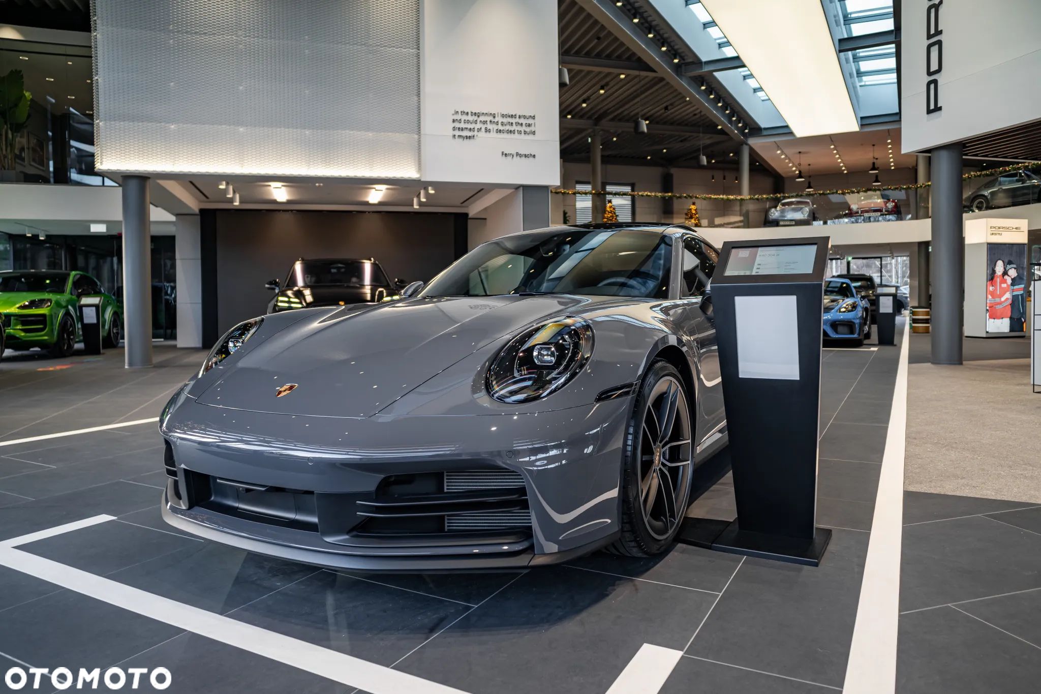 Porsche 911 Carrera T - 1
