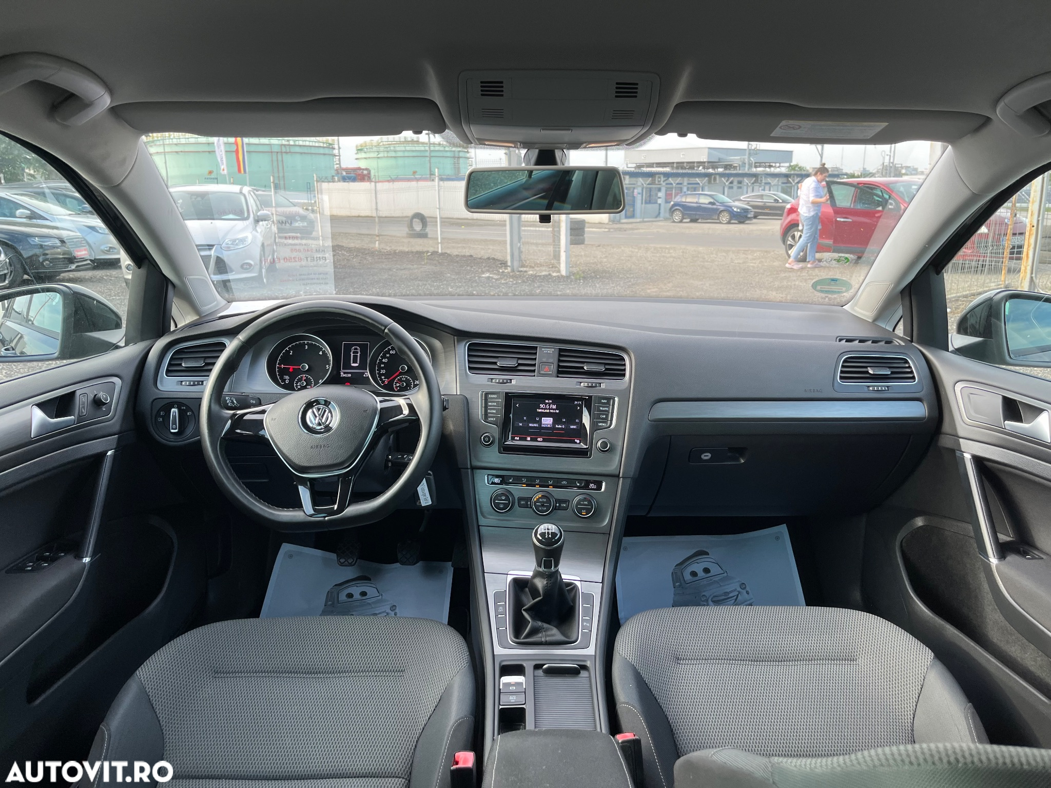 Volkswagen Golf 1.6 TDI 4Motion BMT Highline - 8