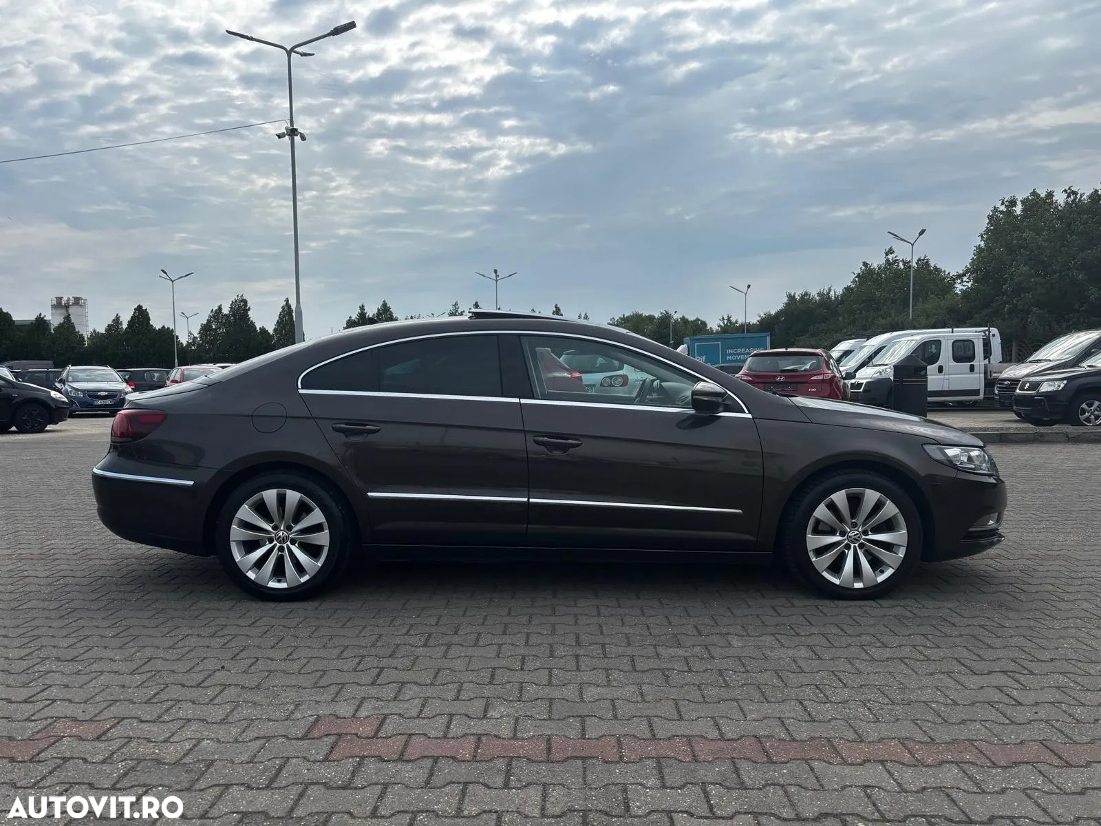Volkswagen Passat CC - 16
