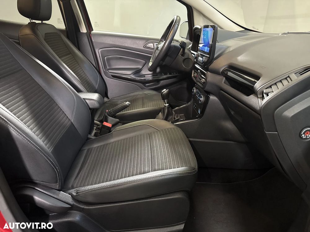 Ford EcoSport - 12