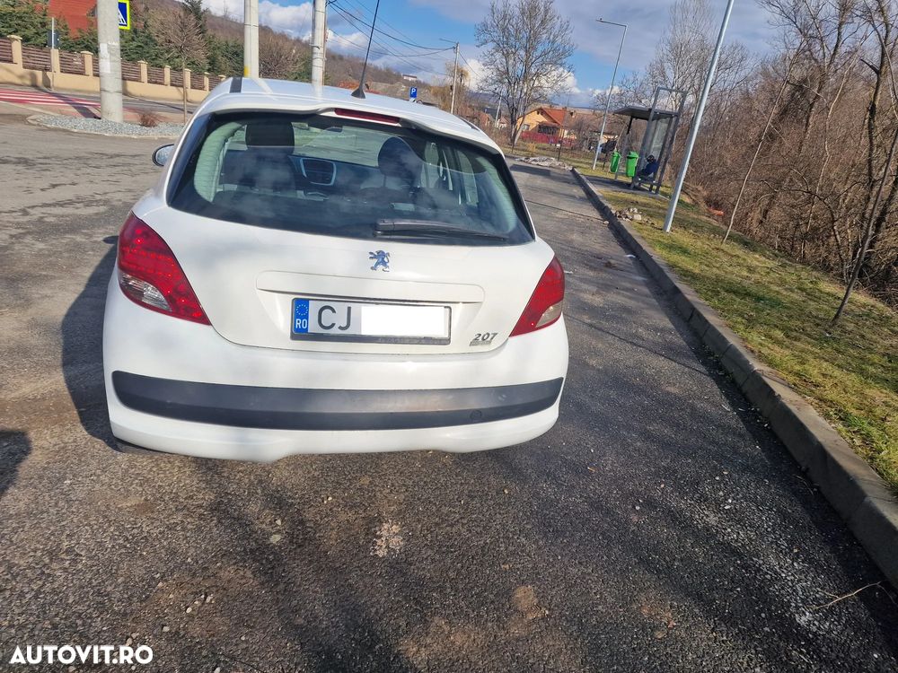 Peugeot 207 1.6 HDI FAP Active - 8