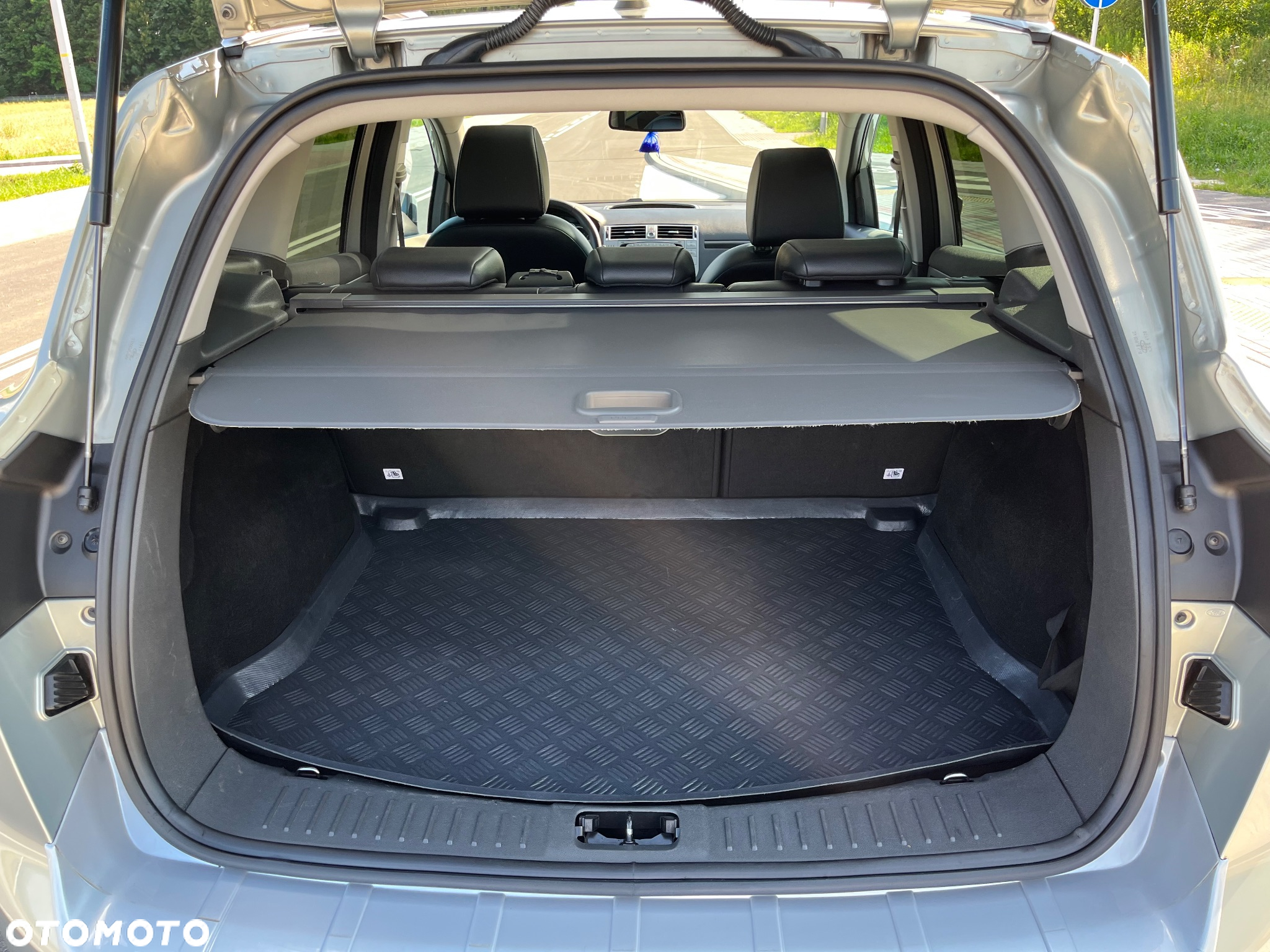 Ford Kuga 2.0 TDCi 4WD Titanium - 28
