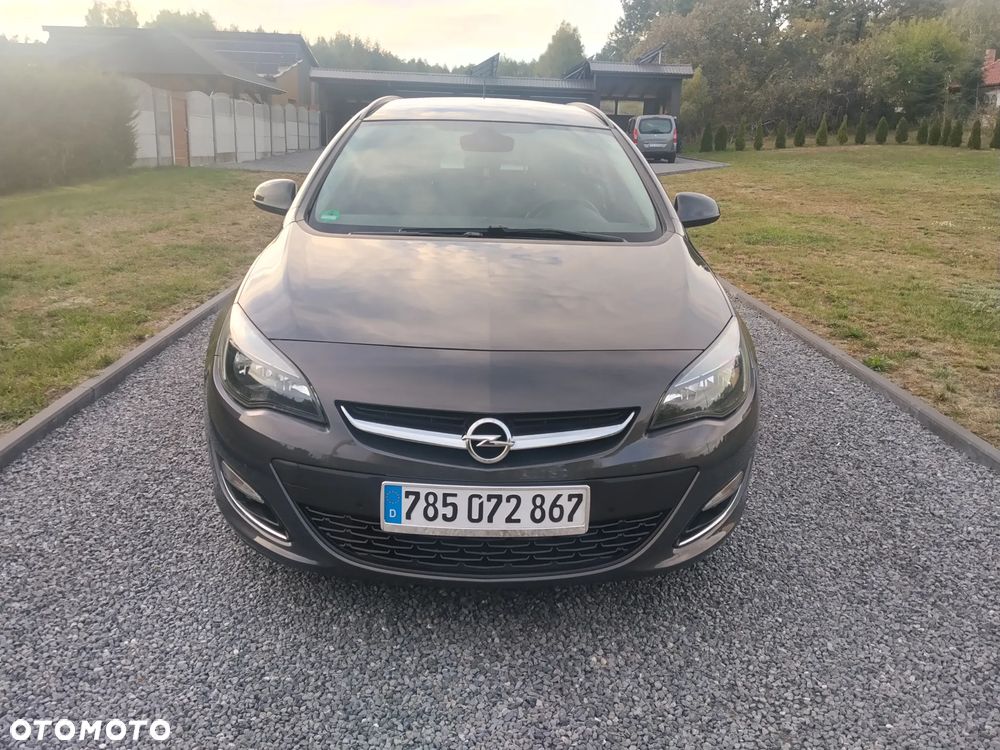 Opel Astra 2013 photo 5
