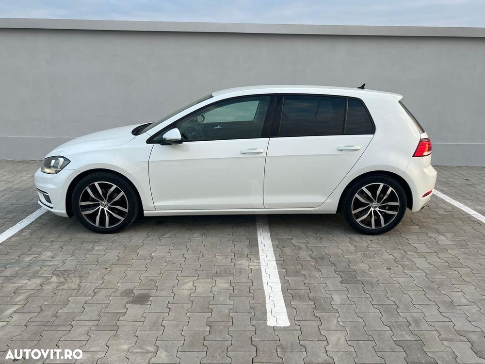 Volkswagen Golf 2.0 BlueTDI DSG Comfortline - 6