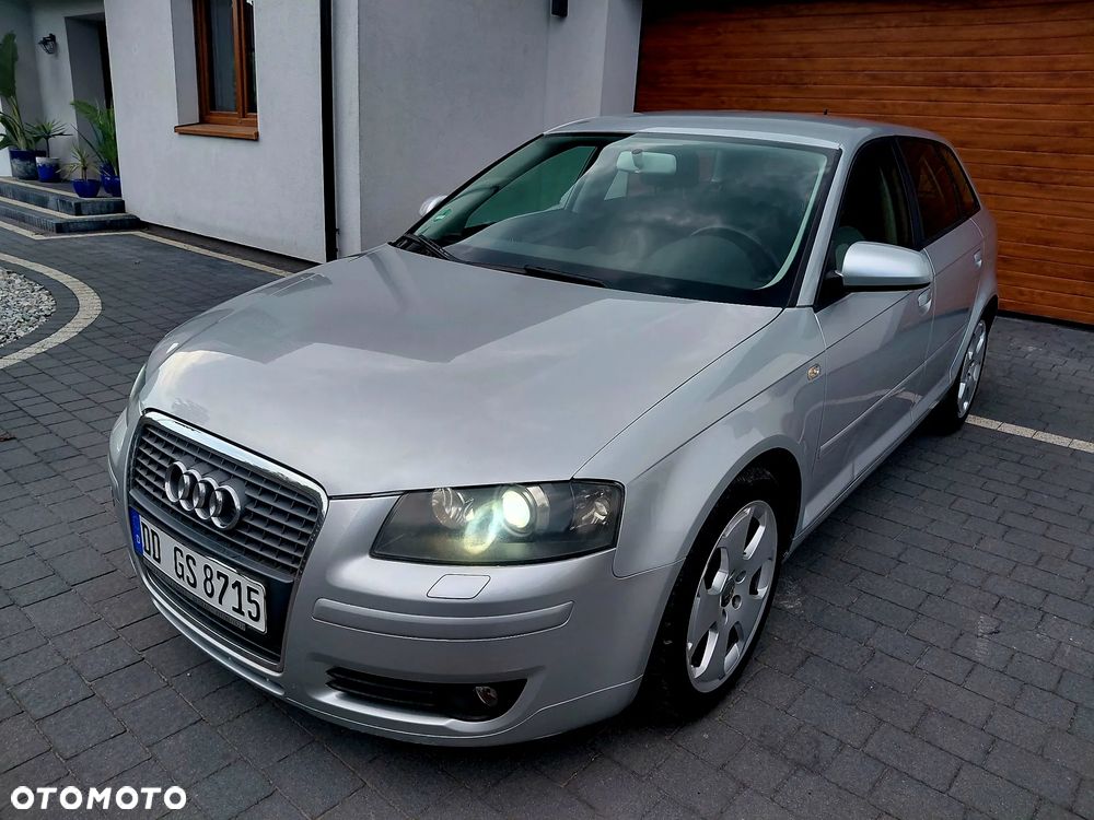 Audi A3 Sportback 2.0 FSI Attraction - 1