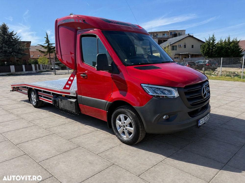 Mercedes-Benz Sprinter - 2