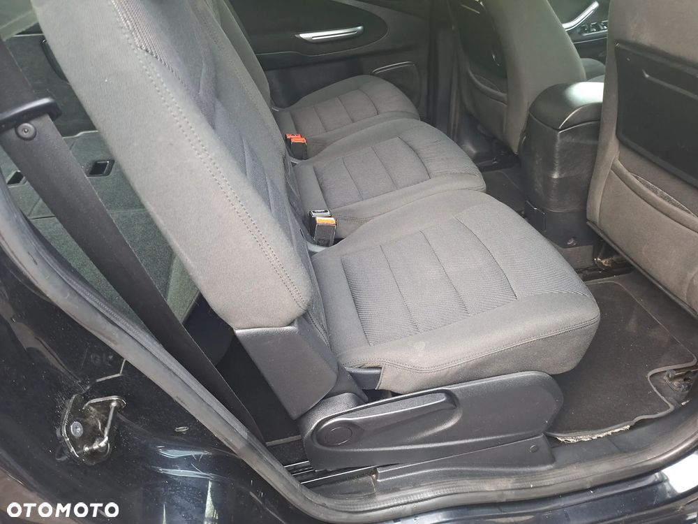 Ford Galaxy - 16
