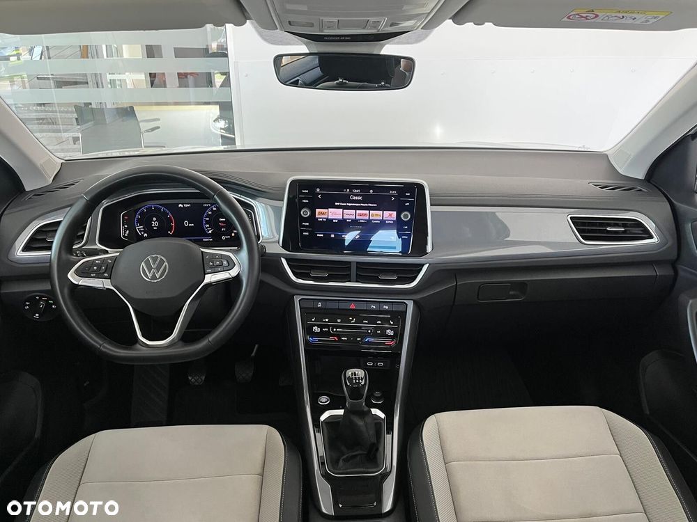 Volkswagen T-Roc 1.5 TSI Style - 24