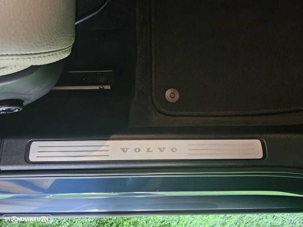 Volvo V60 2.0 D4 Inscription Geartronic - 29