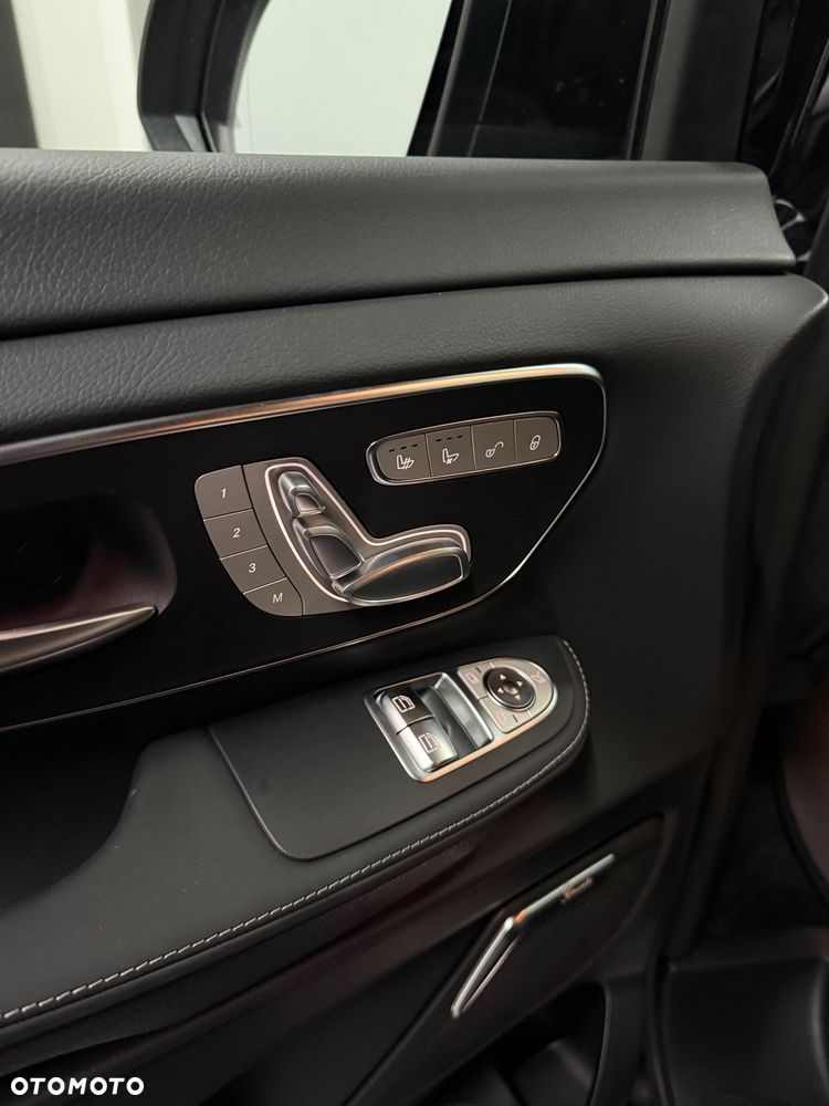 Mercedes-Benz Klasa V 300 d 4-Matic 9G-Tronic Exclusive (ekstra d³) - 10