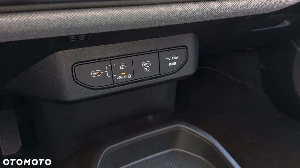 Kia EV4 81.4kWh Business Line - 12