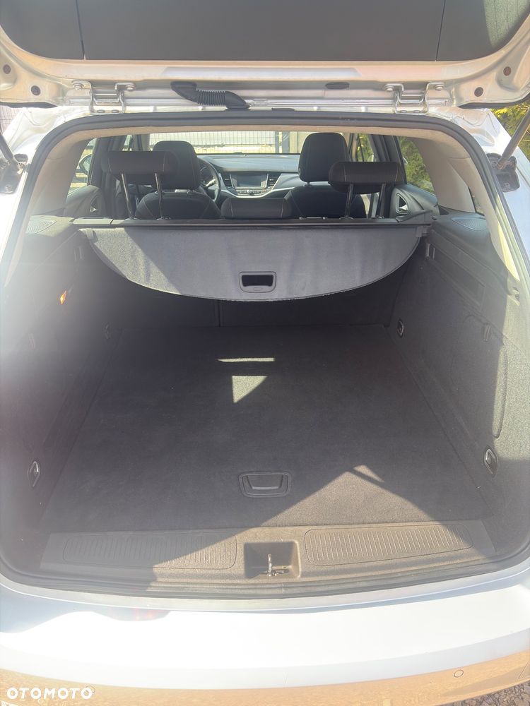 Opel Astra 1.6 CDTI Cosmo - 32