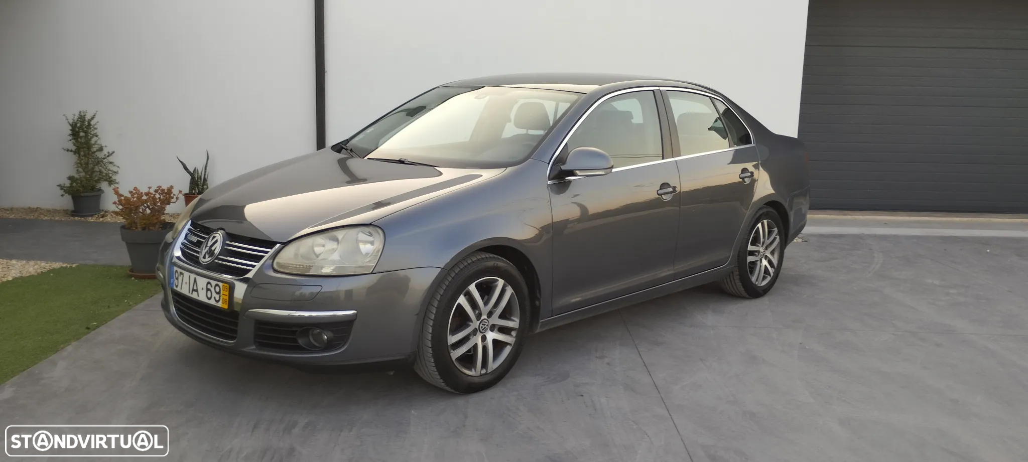 VW Jetta 1.9 TDi BlueM. Confortline - 7