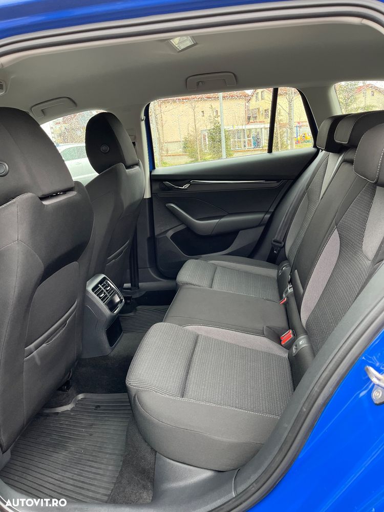 Skoda Octavia 2.0 TDI Ambition - 11