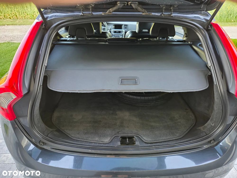 Volvo V60 D4 Drive-E R-Design Summum - 19