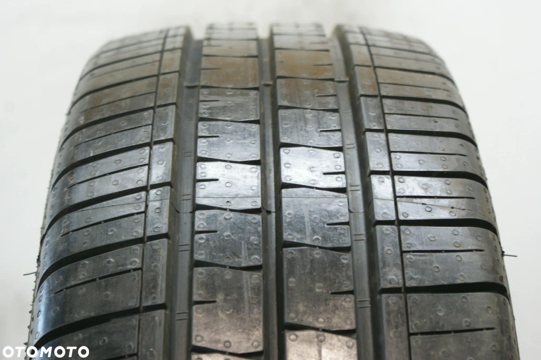 215/70R15C VREDESTEIN COMTRAC 2 , 9,2mm 2023r B548 - 1