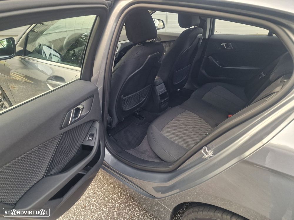 BMW 116 d Corporate Edition Auto - 11