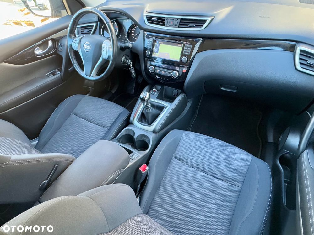 Nissan Qashqai 1.2 DIG-T Tekna - 23