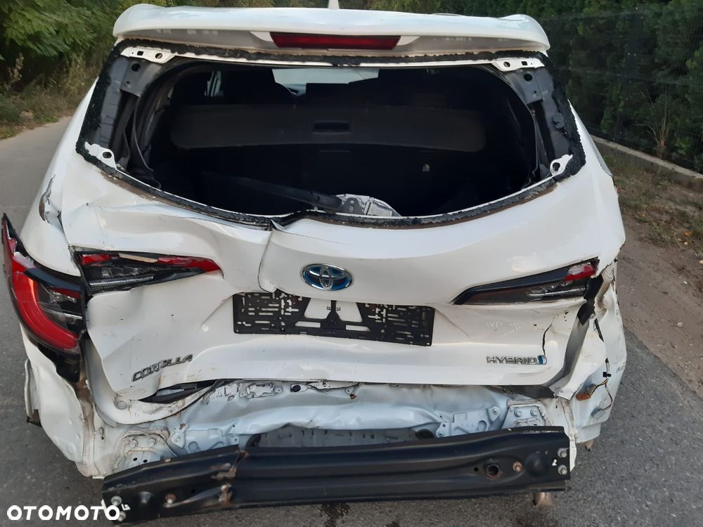 Toyota Corolla 1.8 Hybrid GPF Executive - 6