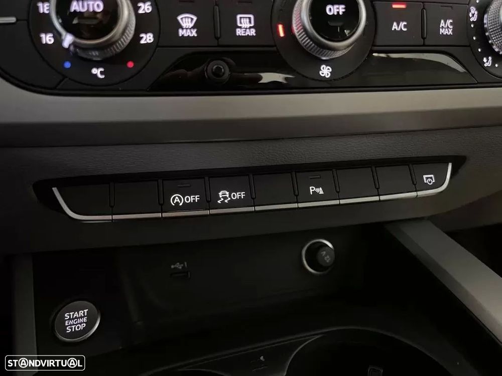 Audi A4 Avant 30 TDI Advanced S tronic - 29