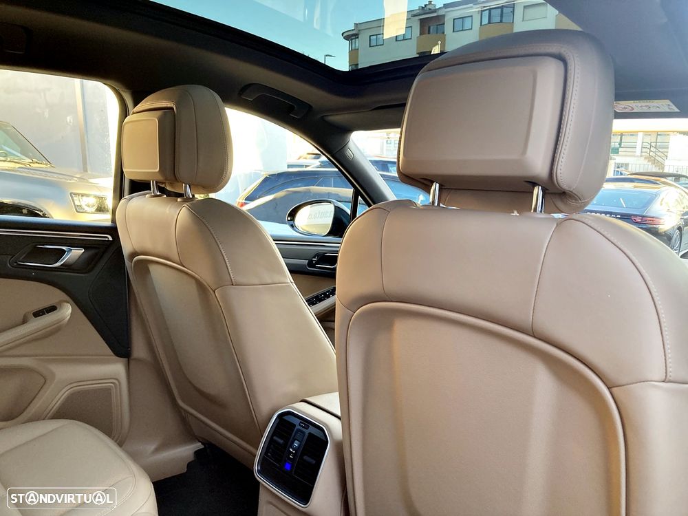 Porsche Macan Standard - 31