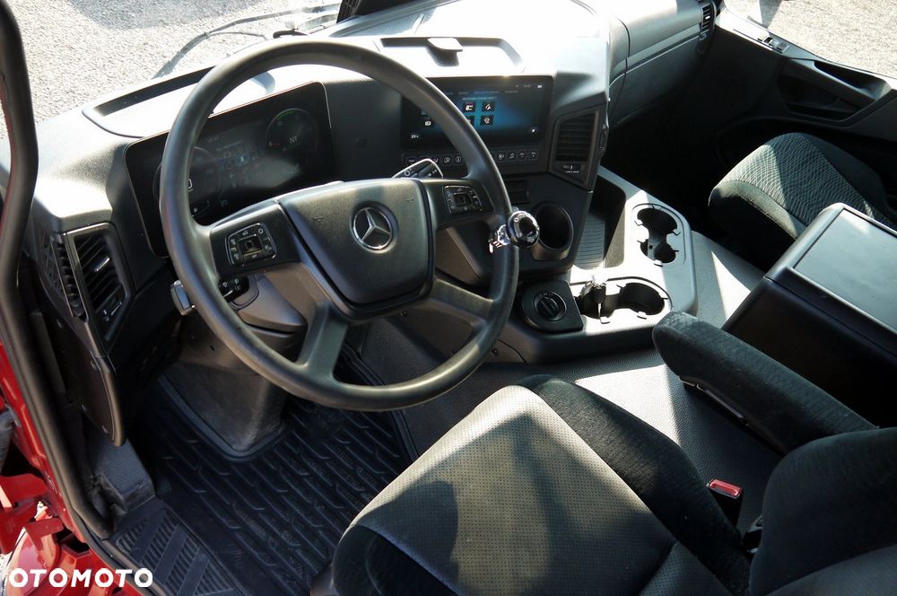 Mercedes-Benz AROCS - 9