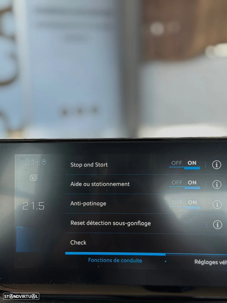 Peugeot 3008 1.5 BlueHDi GT Line EAT8 - 32