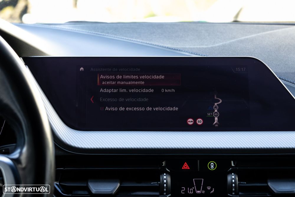 BMW 116 d Pack Desportivo M Auto - 38