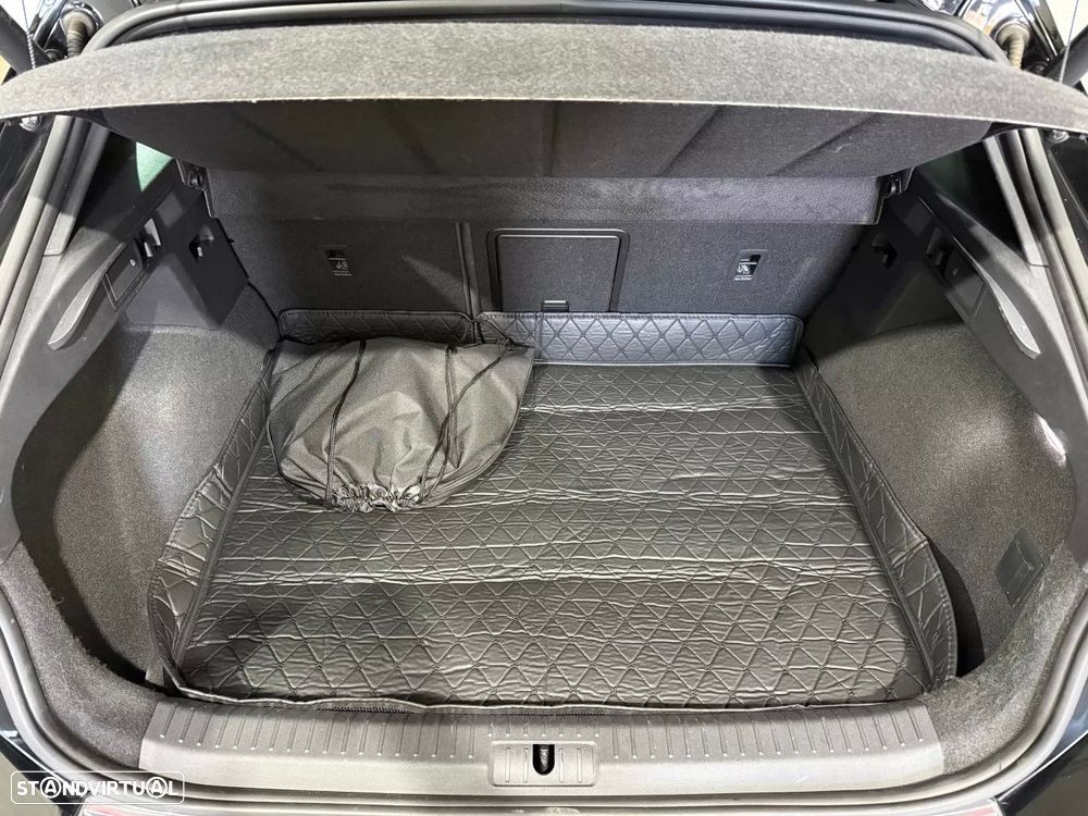 Cupra Formentor 1.4 e-Hybrid DSG VZ - 36