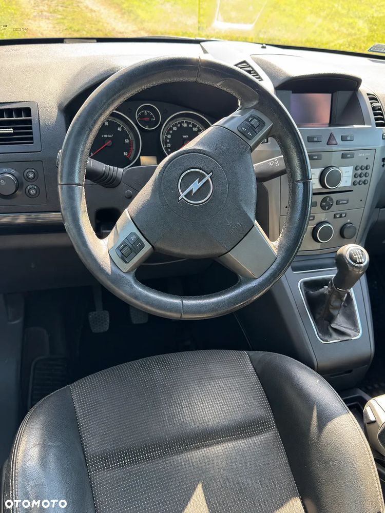 Opel Zafira 1.9 CDTI Cosmo - 8