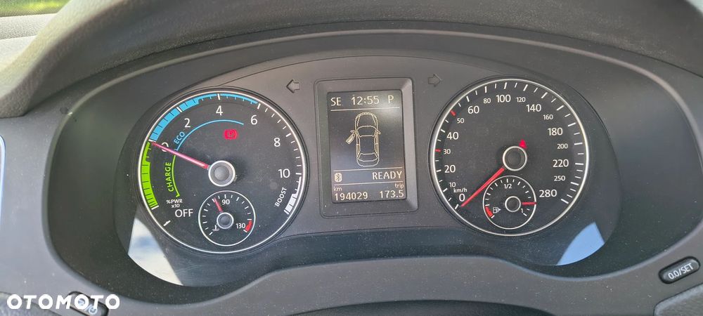 Volkswagen Jetta 1.4 DSG Comfortline - 12