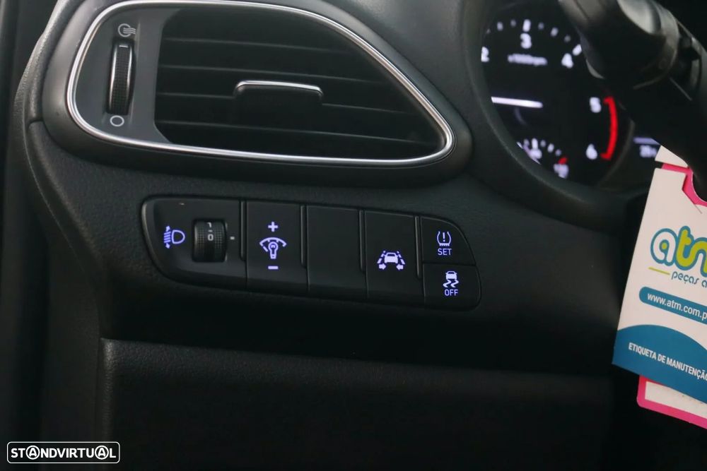 Hyundai i30 CW - 21