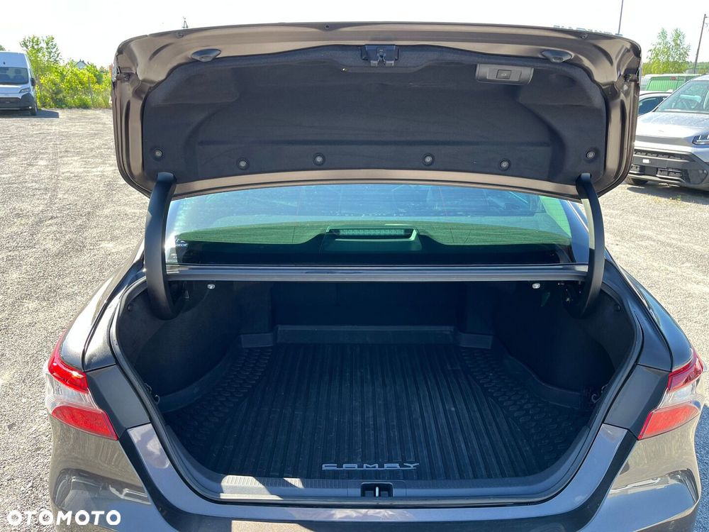 Toyota Camry 2.5 Hybrid Prestige CVT - 28