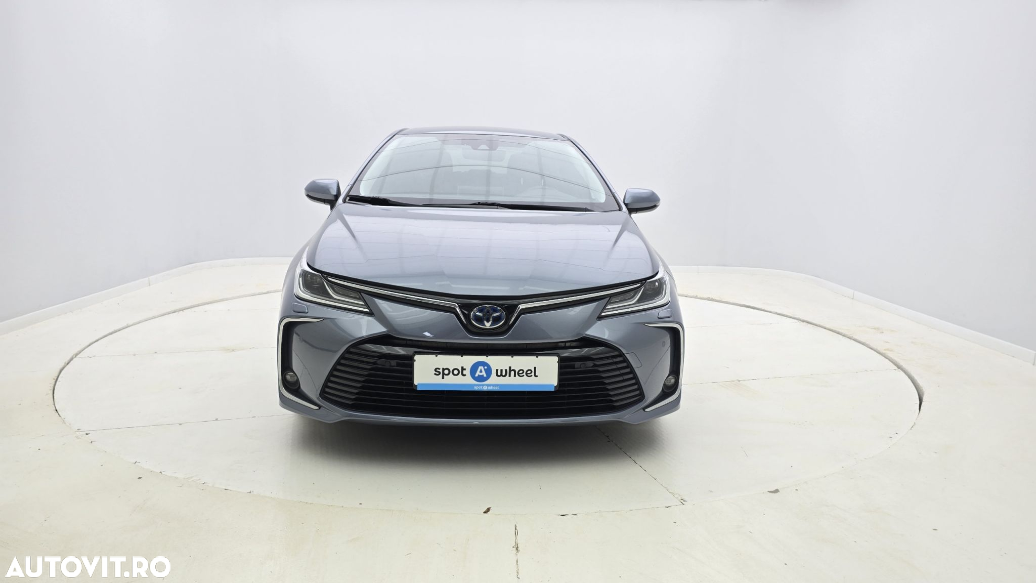 Toyota Corolla - 2