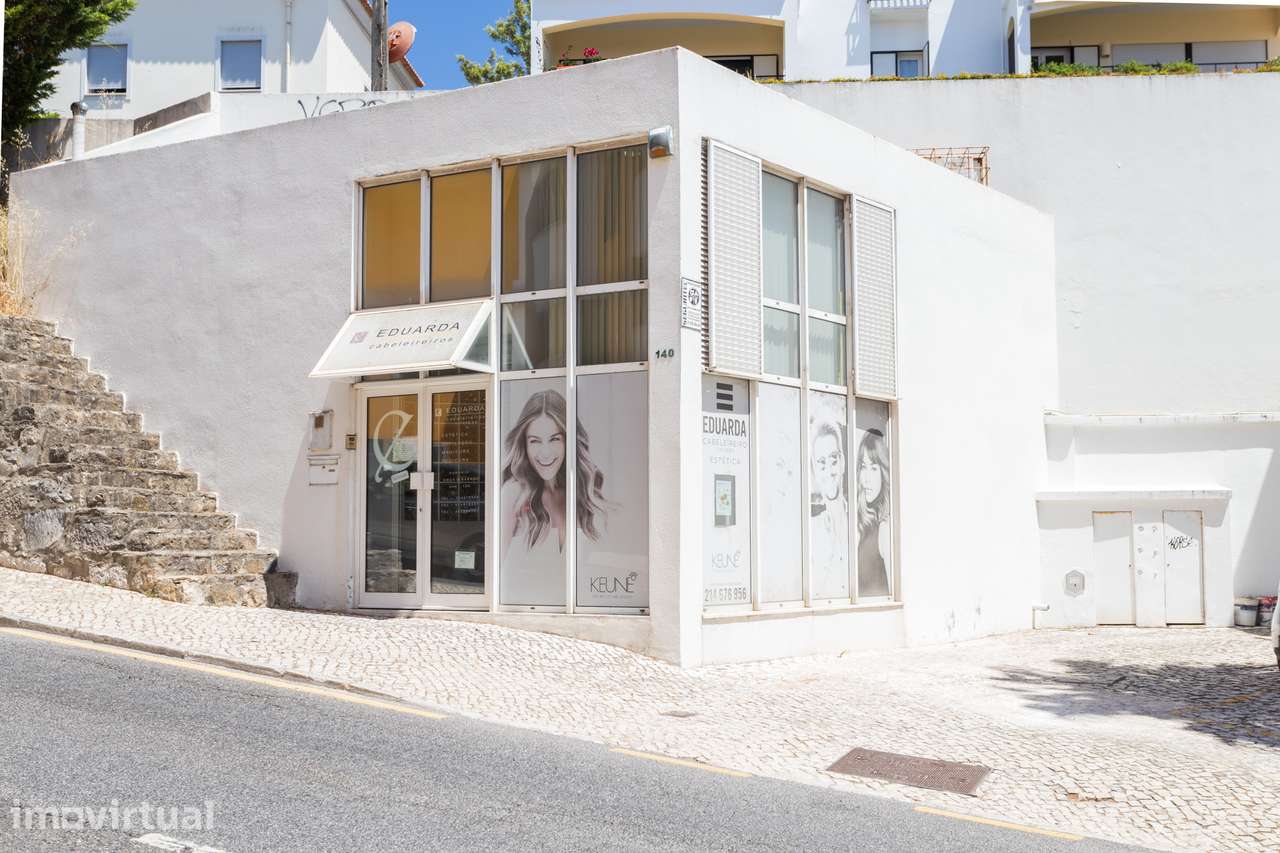 Espaço Comercial com estacionamento junto à praia - Grande imagem: 2/14
