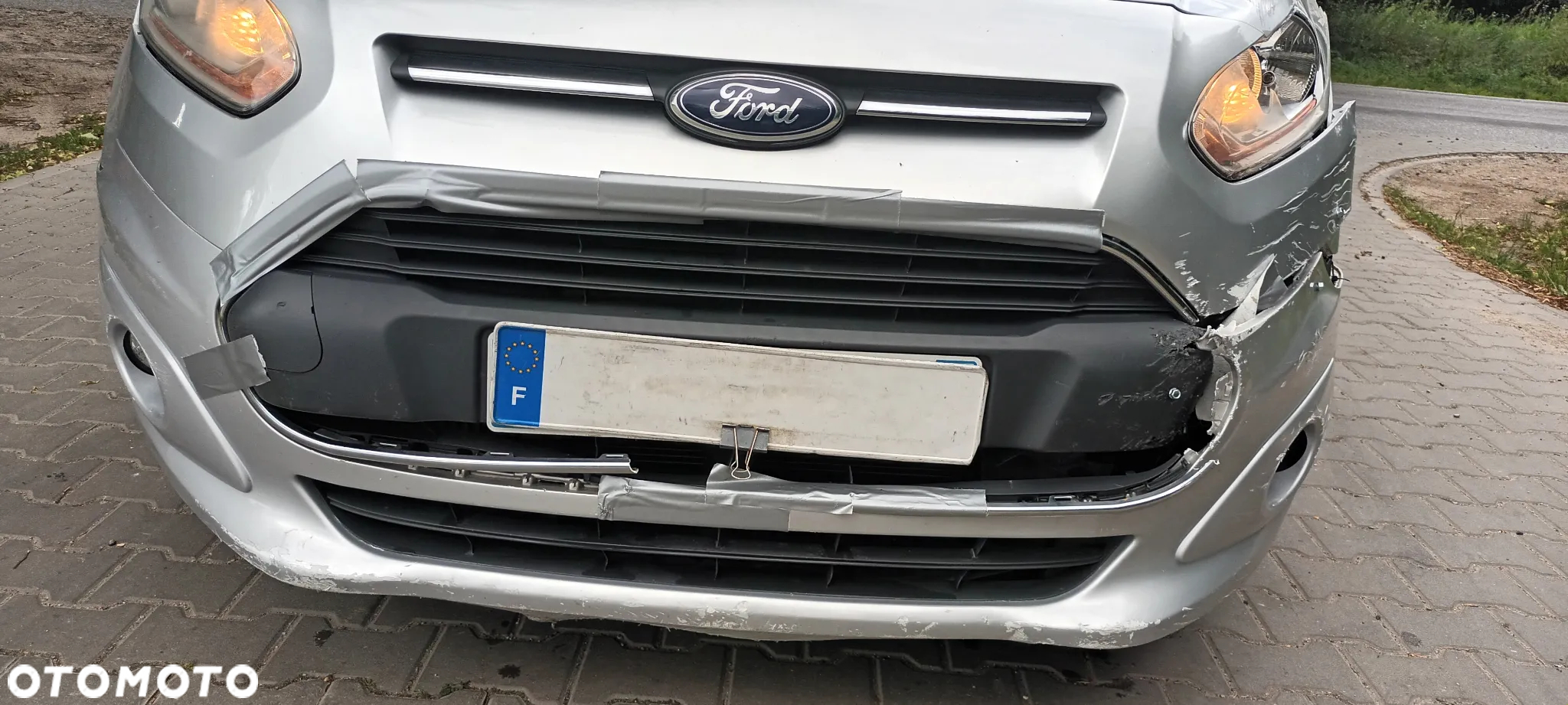 Ford Tourneo Connect Grand - 5