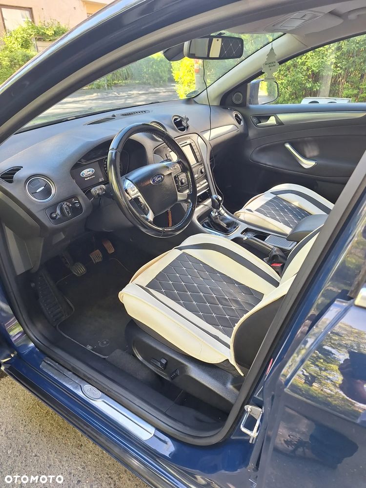 Ford Mondeo 2.0 TDCi Titanium - 14