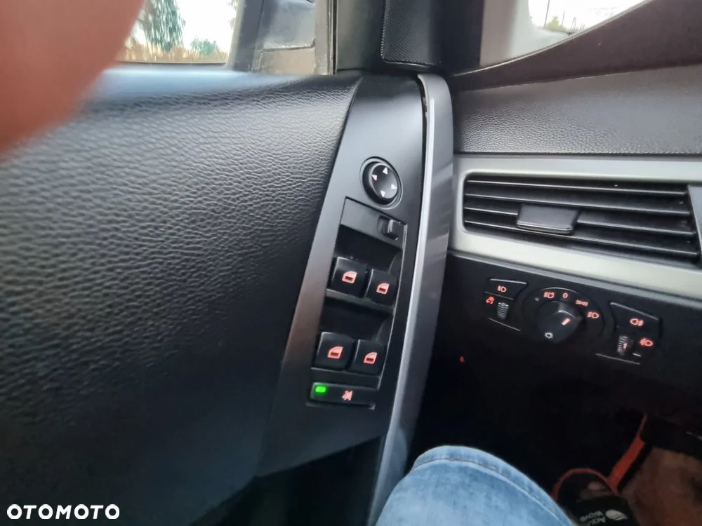 BMW Seria 5 - 25