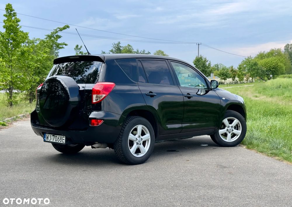 Toyota RAV4 2.0 VVT-i Prestige - 4