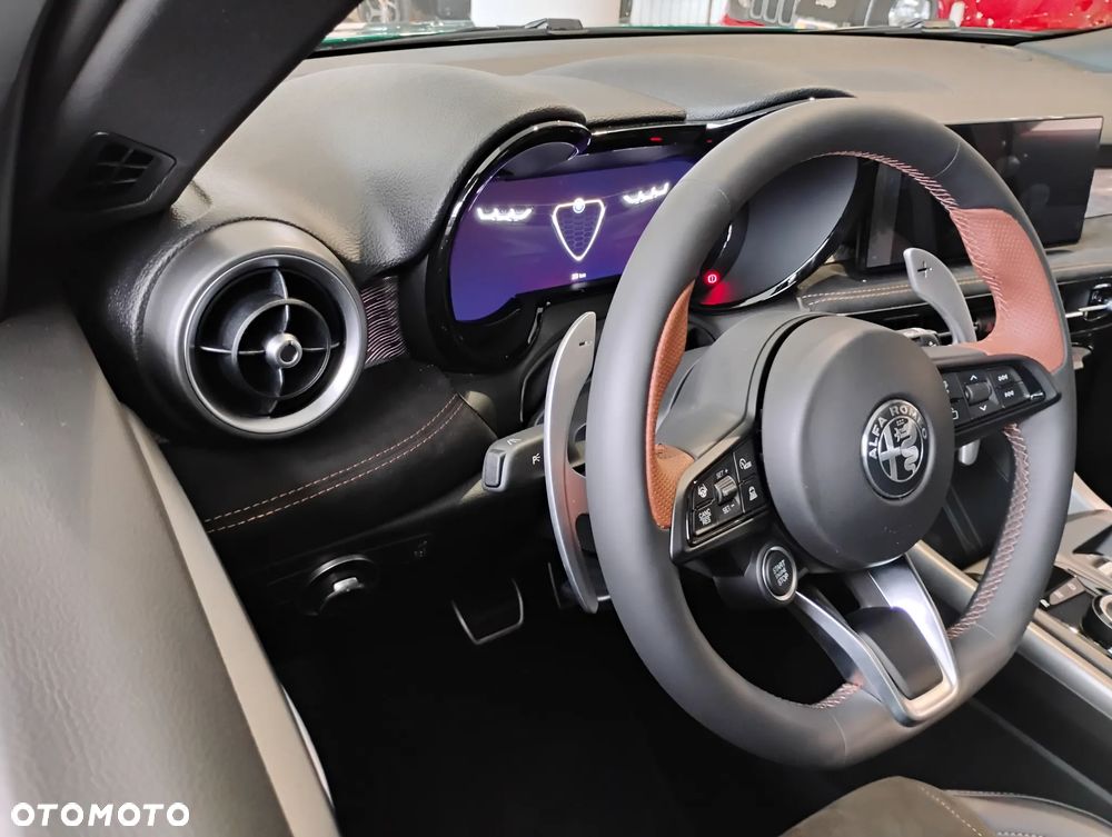 Alfa Romeo Tonale 1.5 T4 GSE mHEV Intensa DCT - 25