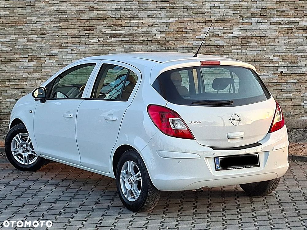 Opel Corsa 1.2 16V Color Edition - 11