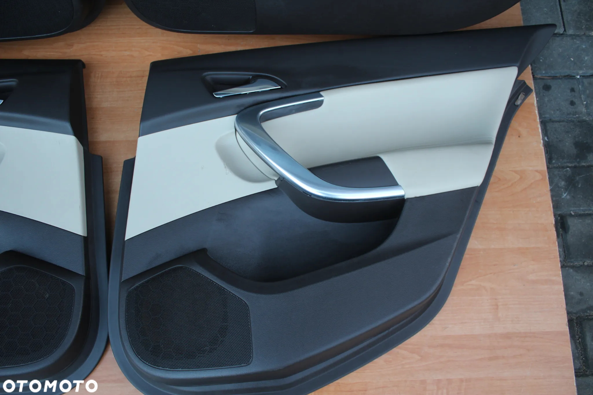 FOTELE KANAPA BOCZKI JASNE ŻÓŁTE SKÓRA GRZANE OPEL INSIGNIA A HATCHBACK SEDAN KOMBI - 24