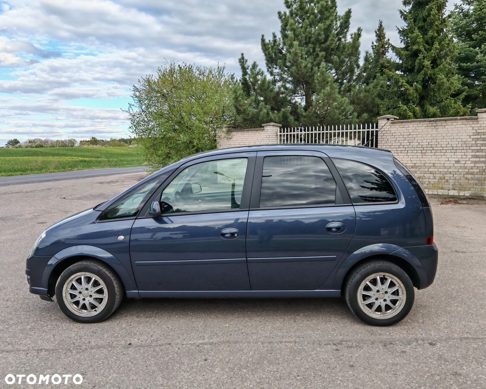 Opel Meriva - 11