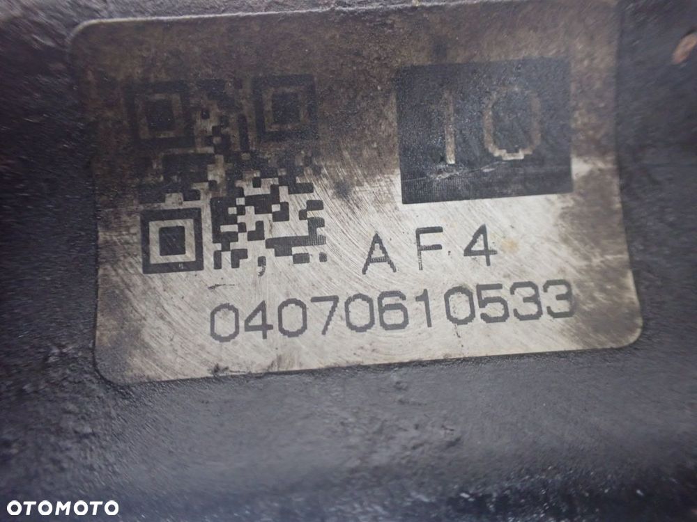 PÓŁOŚ LEWA TOYOTA RAV4 II LIFT - 6