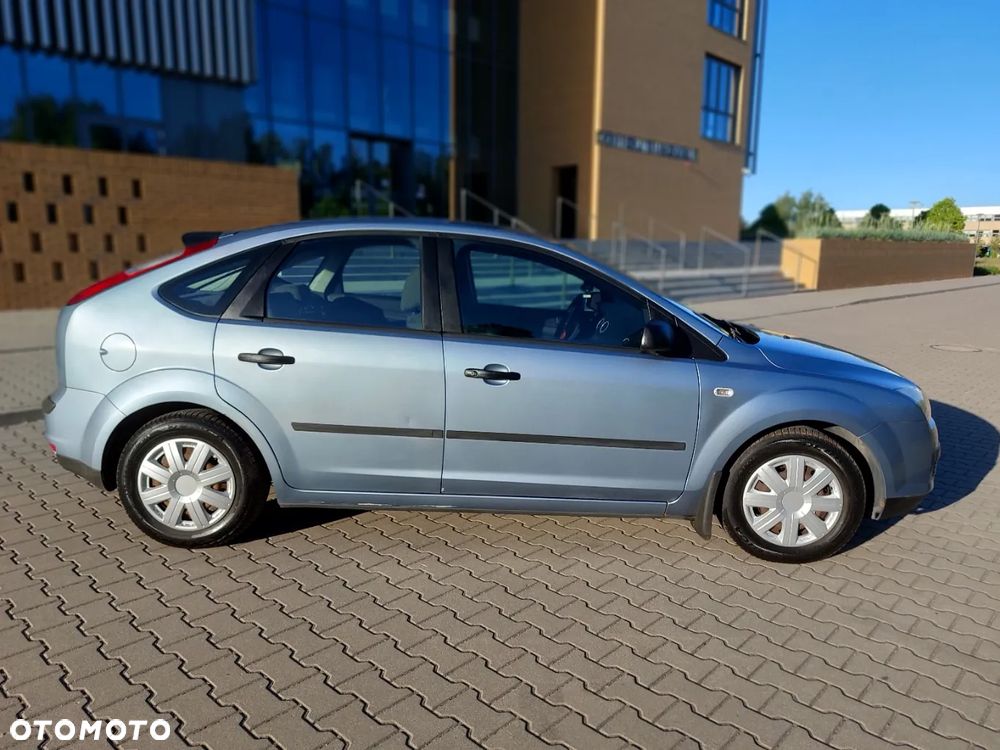 Ford Focus - 23