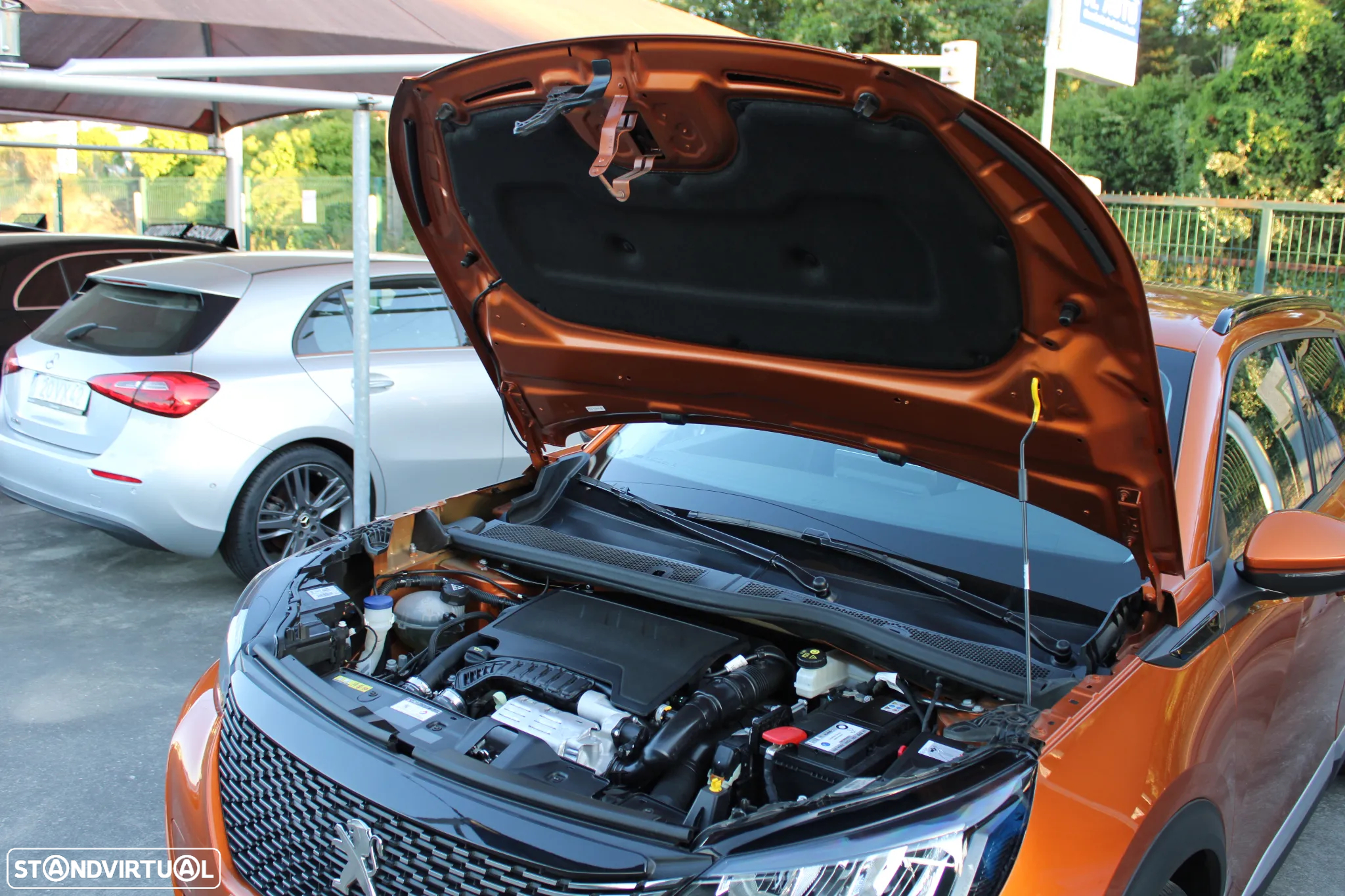 Peugeot 2008 1.2 PureTech Allure Pack - 53