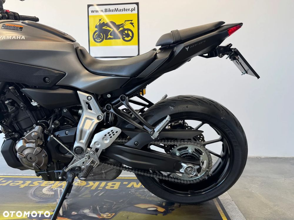 Yamaha MT - 26