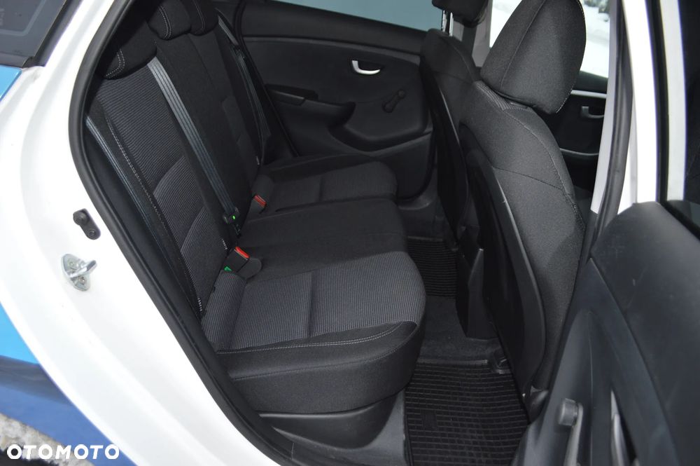 Hyundai i30 - 13