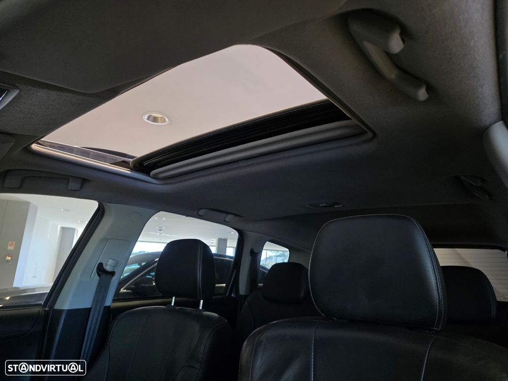 Mitsubishi Outlander 2.2 DI-D Instyle Navi - 12