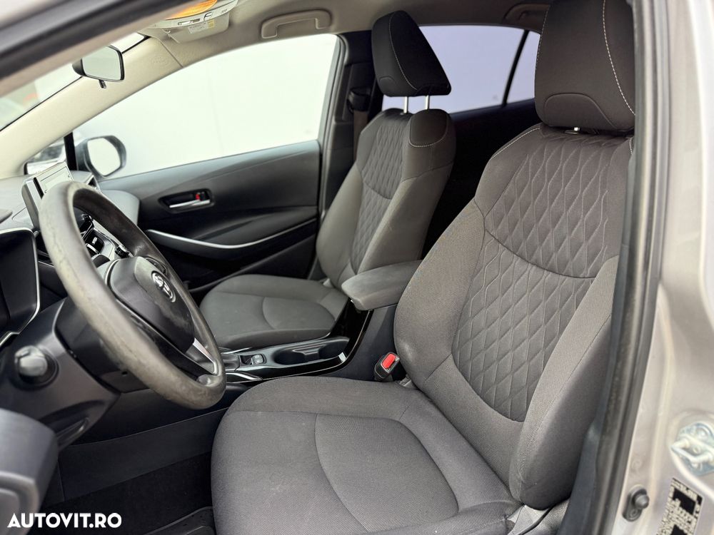 Toyota Corolla 1.8 HSD Business - 16